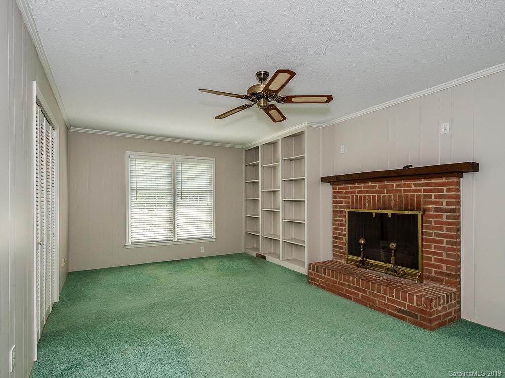 6430 Saint John Lane Charlotte NC 28210