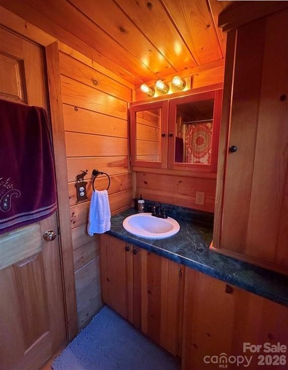 157 Wolf Trail McGrady NC 28670