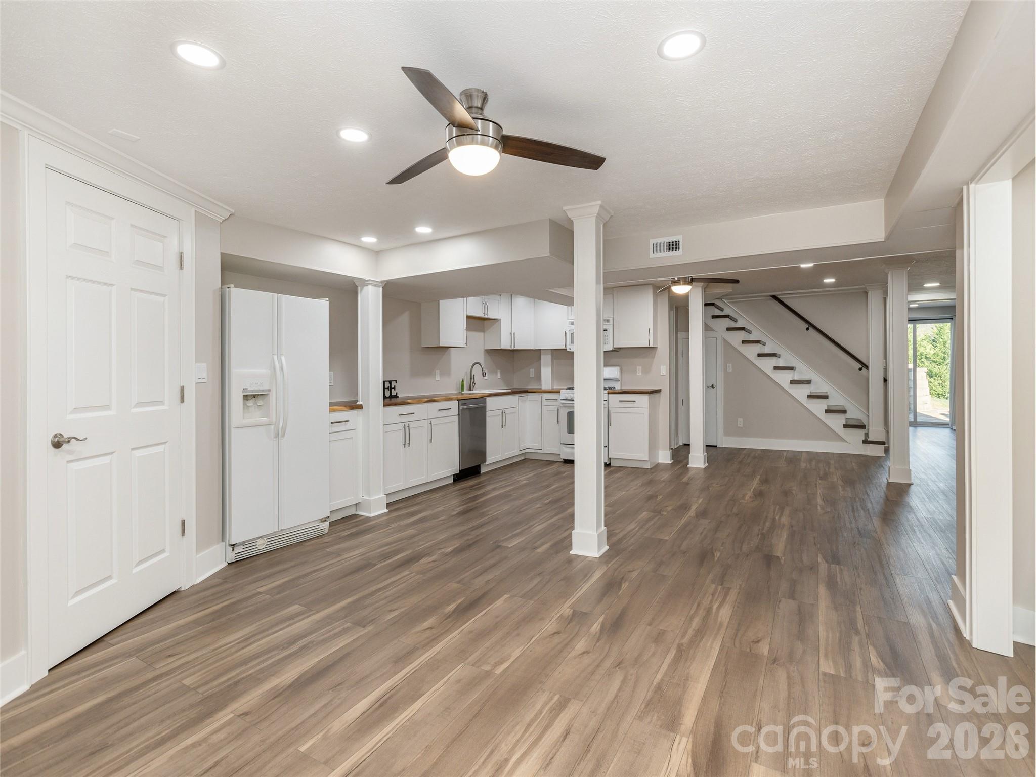 514 Whispering Hills Drive Hendersonville NC 28792