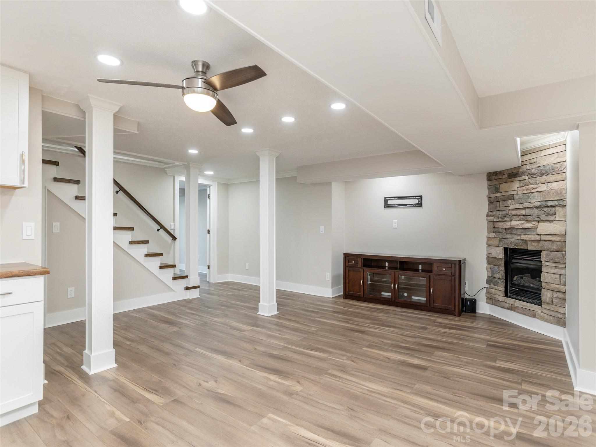 514 Whispering Hills Drive Hendersonville NC 28792