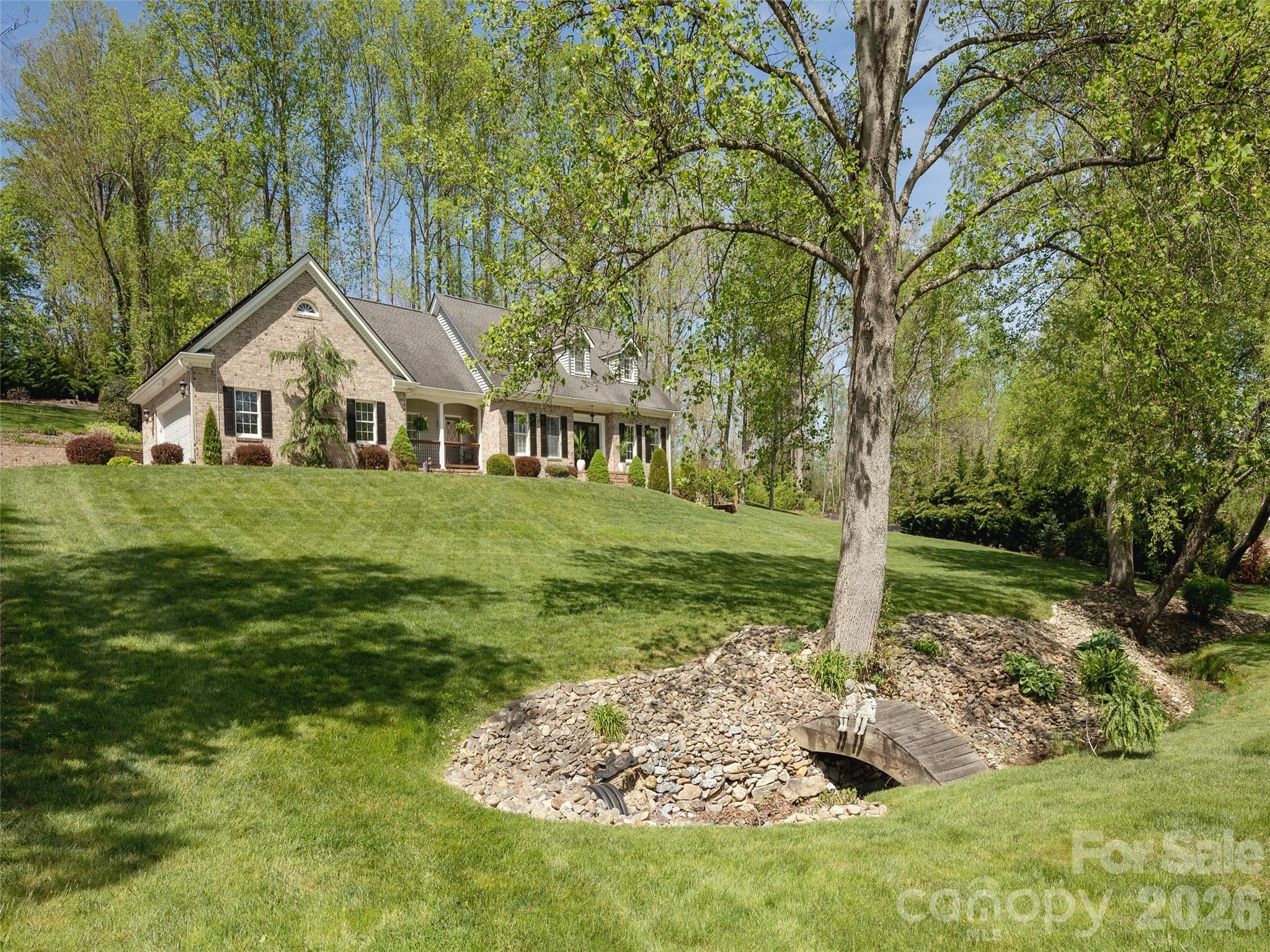 514 Whispering Hills Drive Hendersonville NC 28792