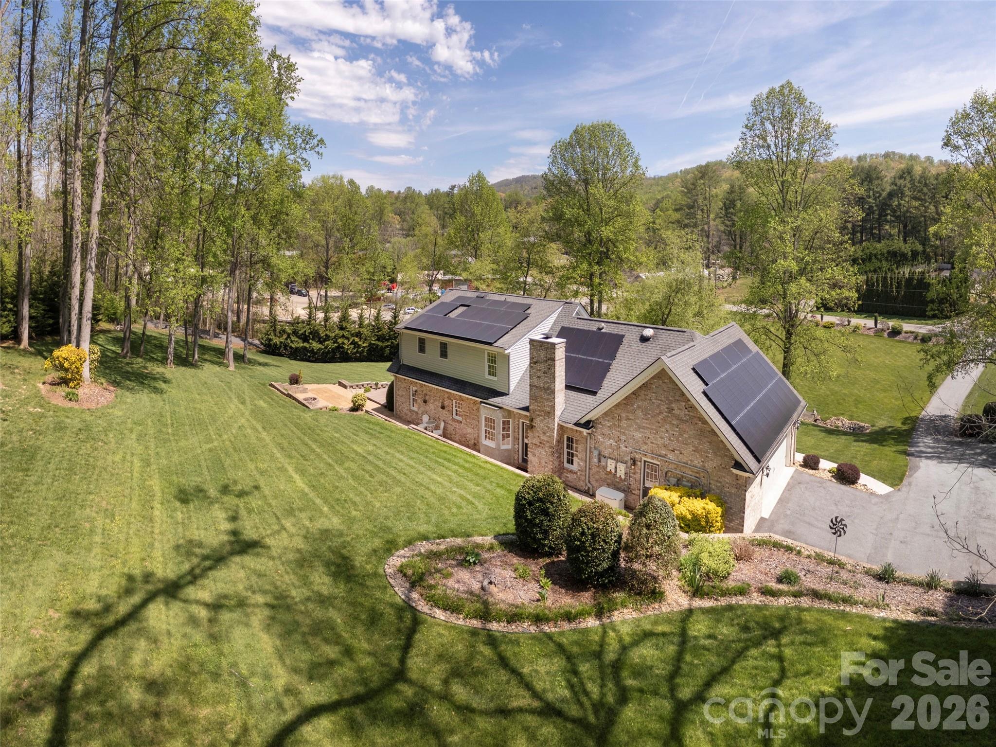 514 Whispering Hills Drive Hendersonville NC 28792