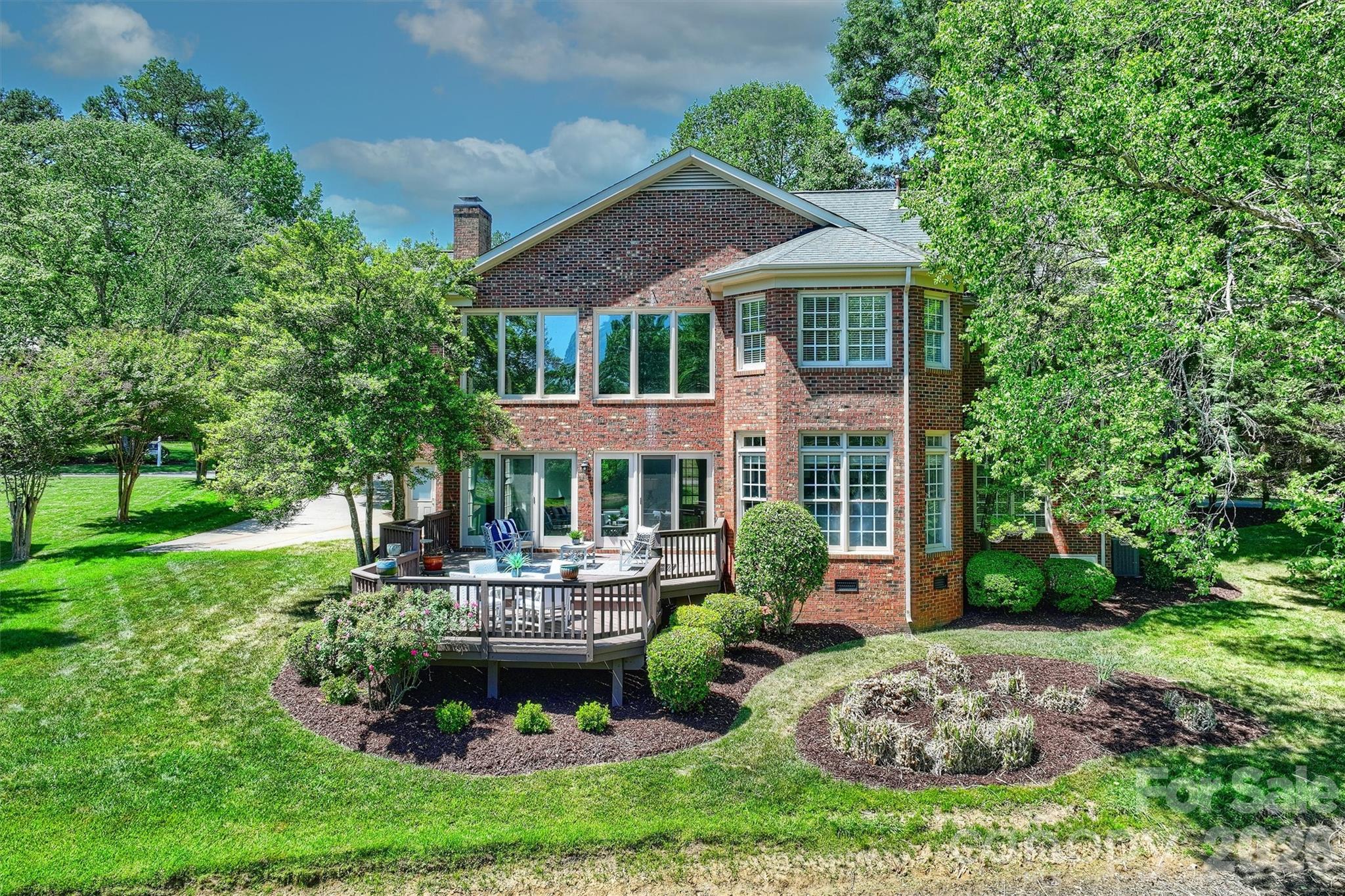127 Summermore Drive Charlotte NC 28270