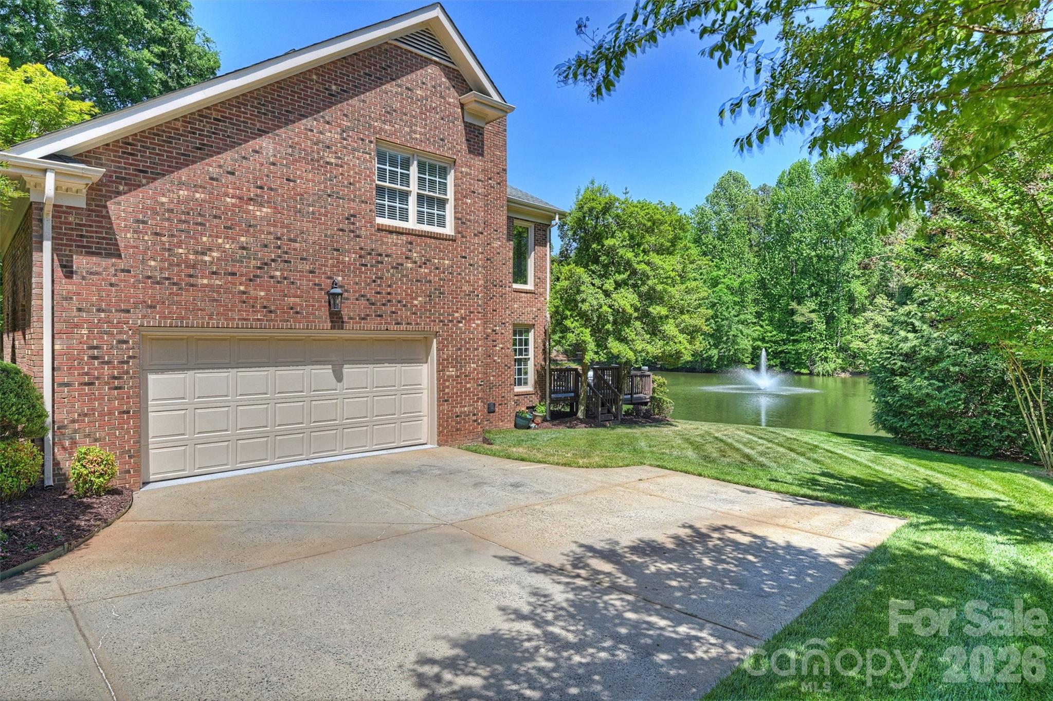 127 Summermore Drive Charlotte NC 28270