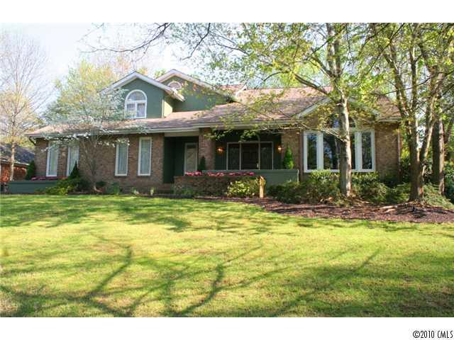 4908 Lindstrom Drive Charlotte NC 28226