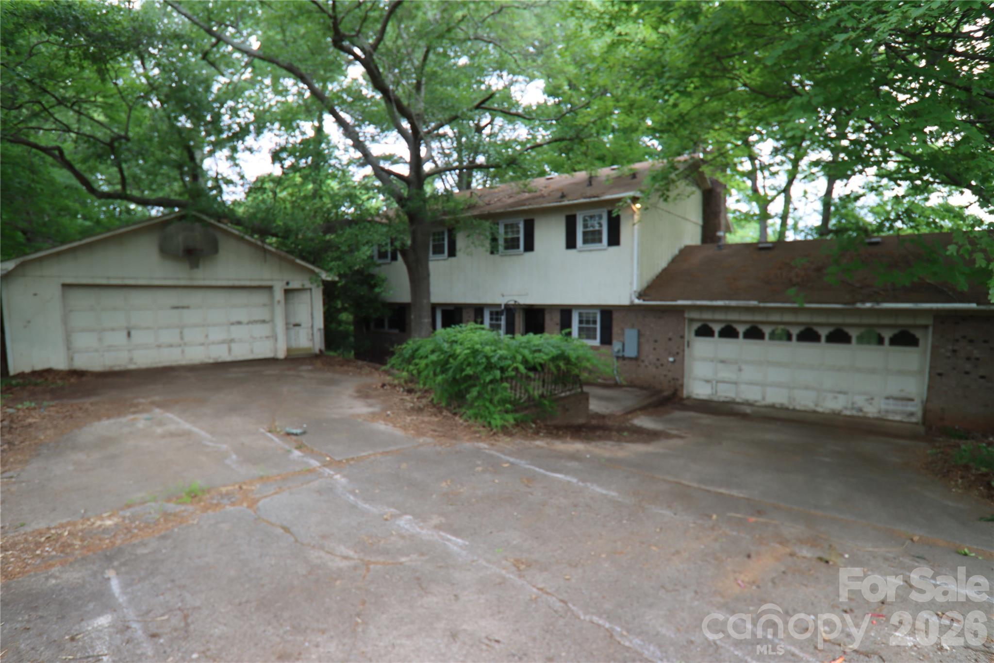 607 Willow Lane Harrisburg NC 28075