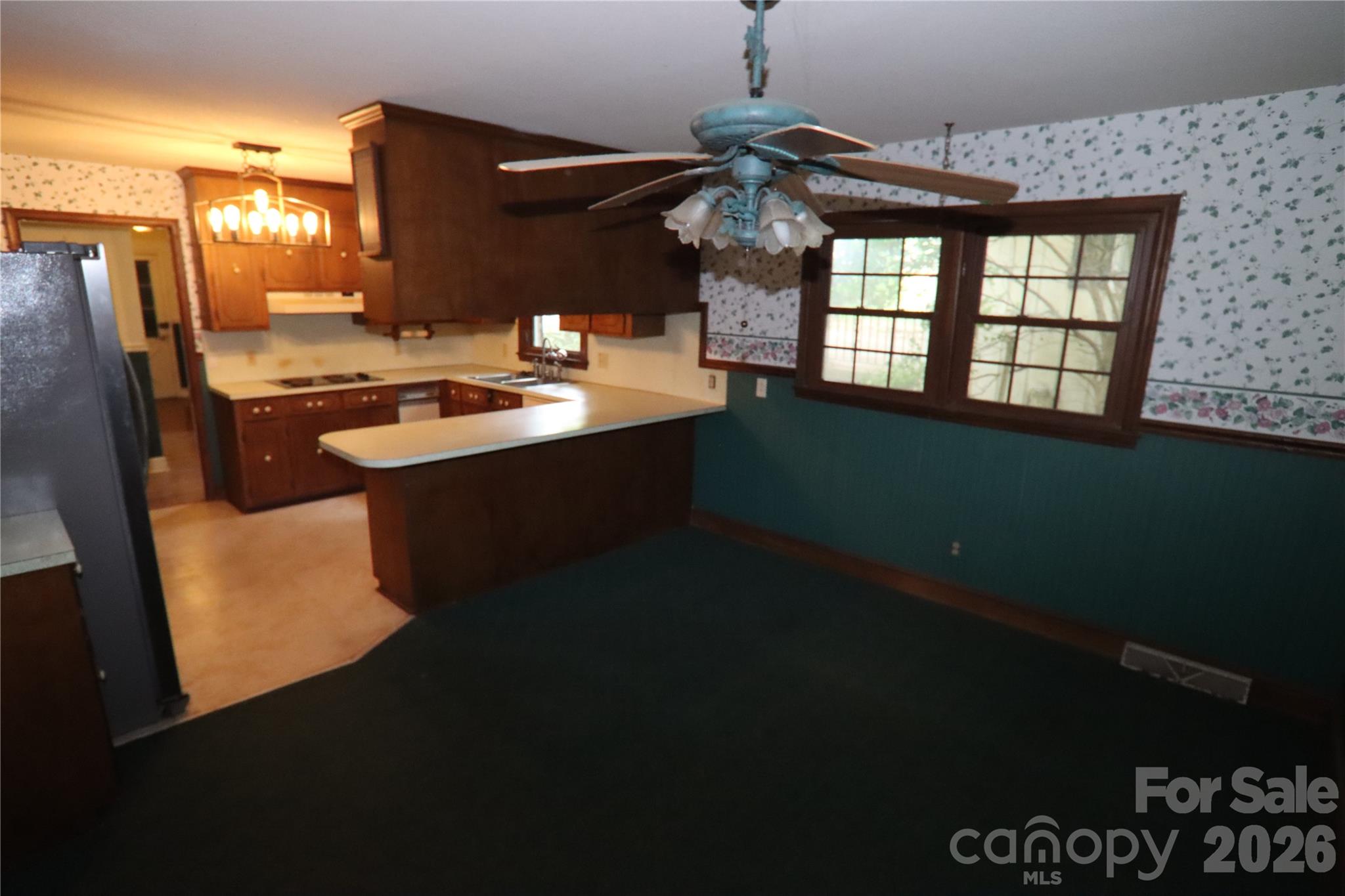 607 Willow Lane Harrisburg NC 28075