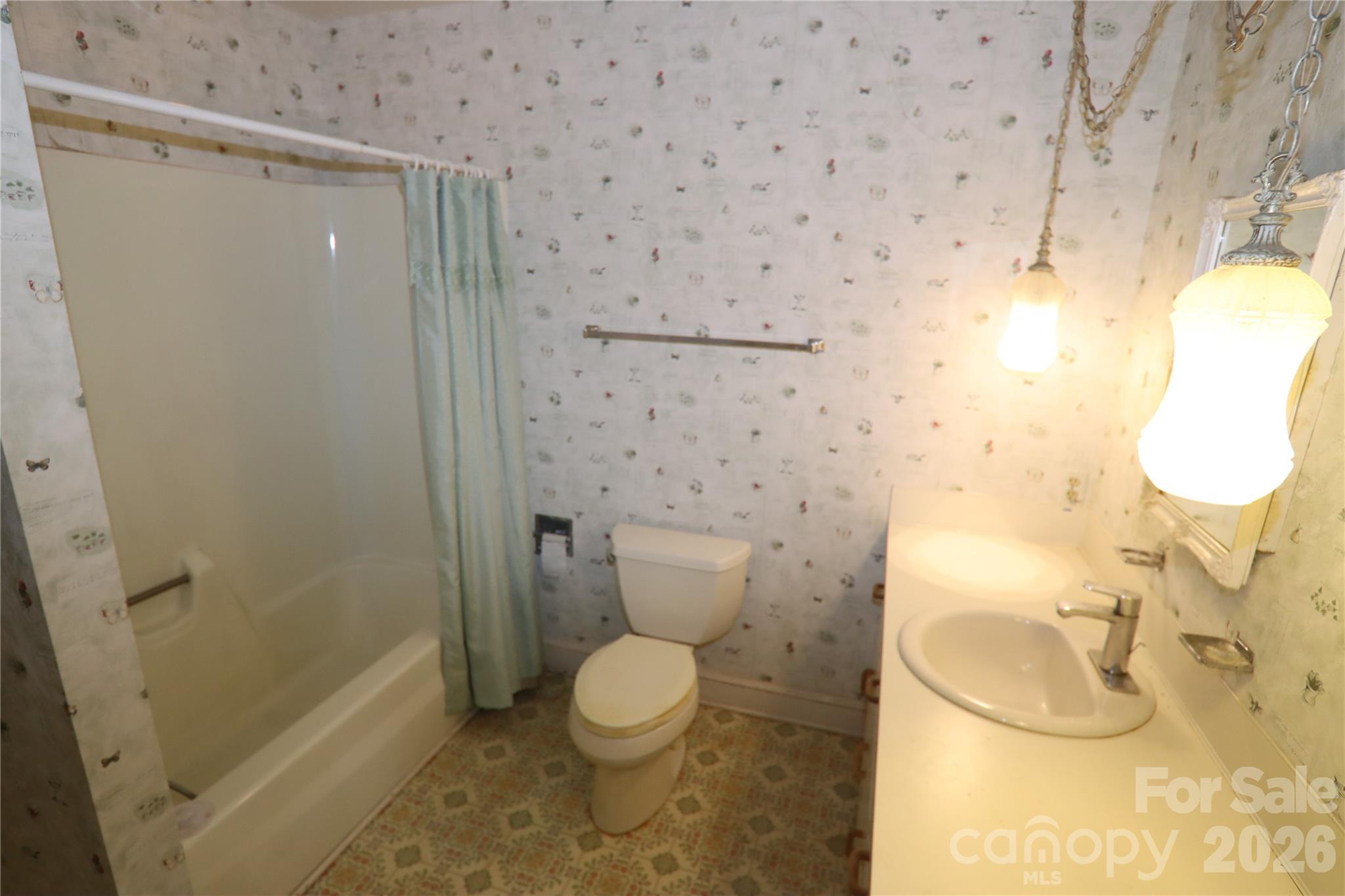 607 Willow Lane Harrisburg NC 28075