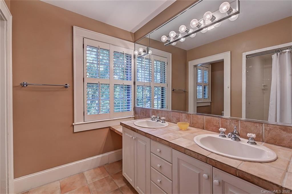 2167 Norton Road Charlotte NC 28207