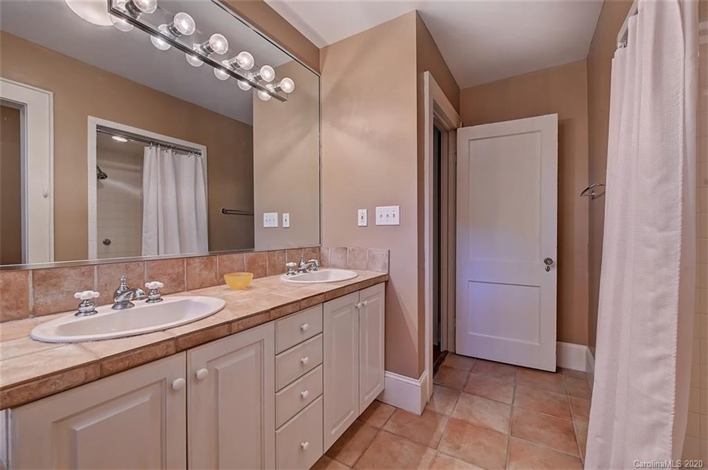 2167 Norton Road Charlotte NC 28207
