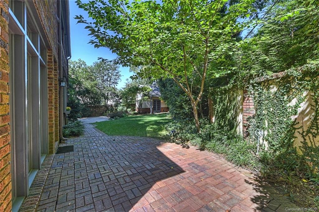 2167 Norton Road Charlotte NC 28207