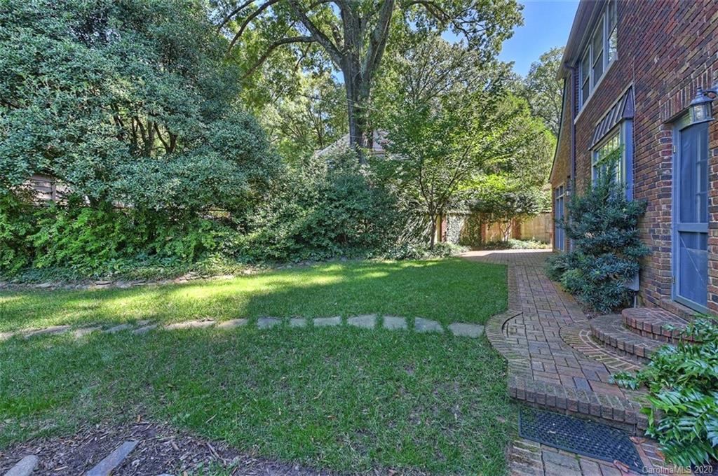 2167 Norton Road Charlotte NC 28207