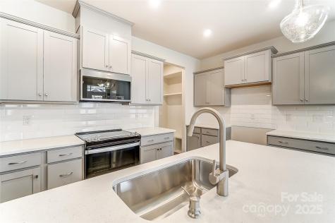 3922 Cheyney Park Drive Charlotte NC 28269