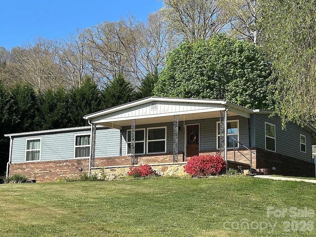 188 Wiggins Road Candler NC 28715