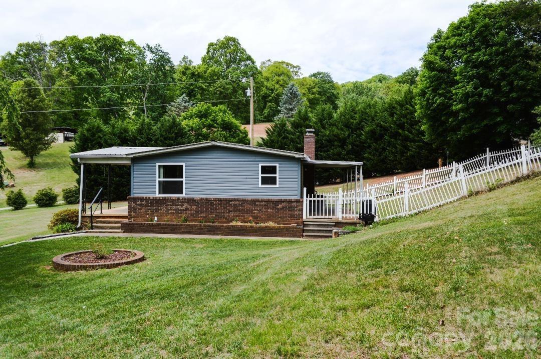 188 Wiggins Road Candler NC 28715