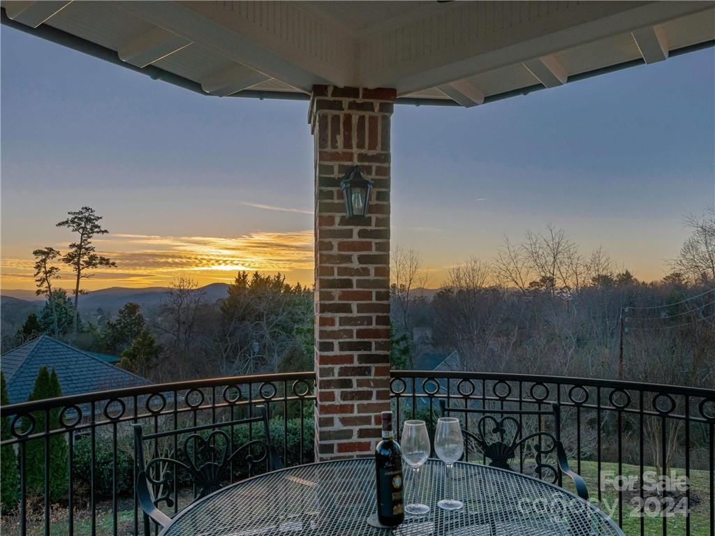 345 Midland Drive Asheville NC 28804