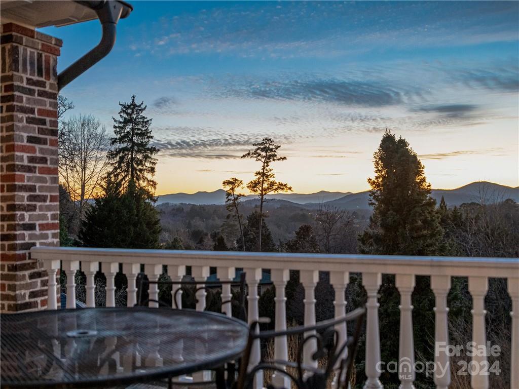 345 Midland Drive Asheville NC 28804
