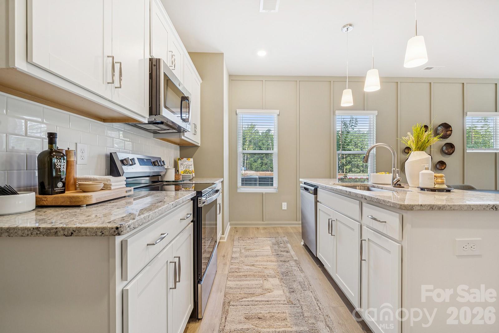 4636 Lakeview Road Charlotte NC 28216