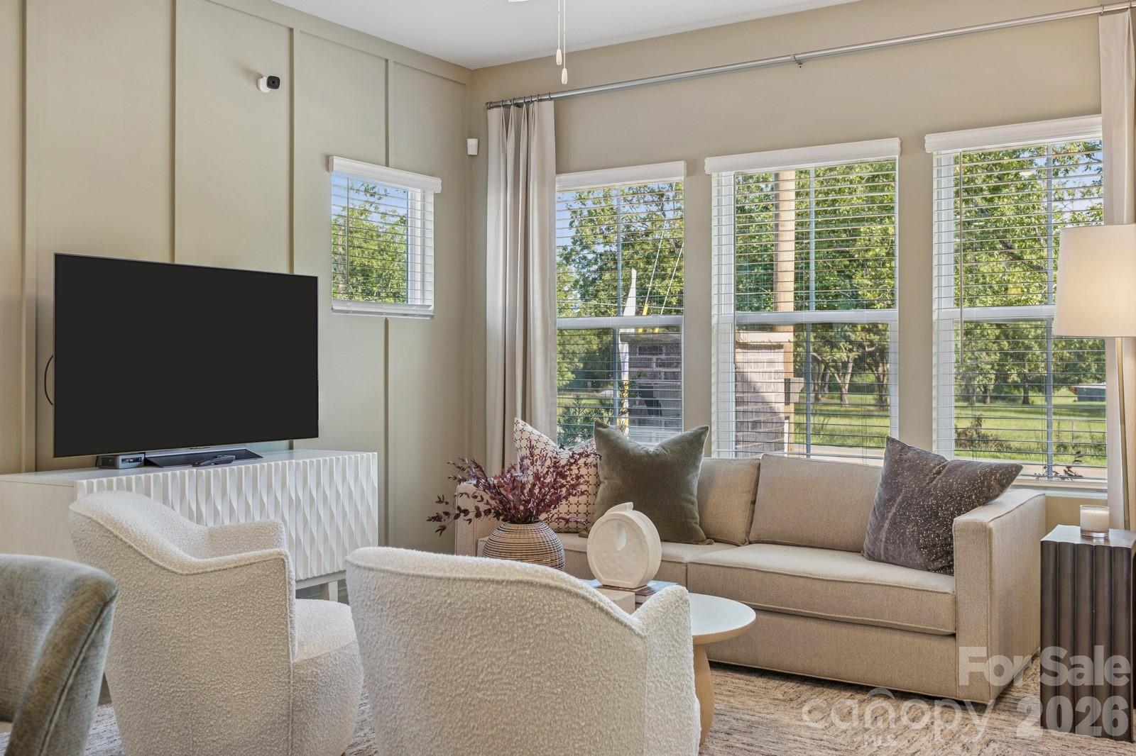 4636 Lakeview Road Charlotte NC 28216
