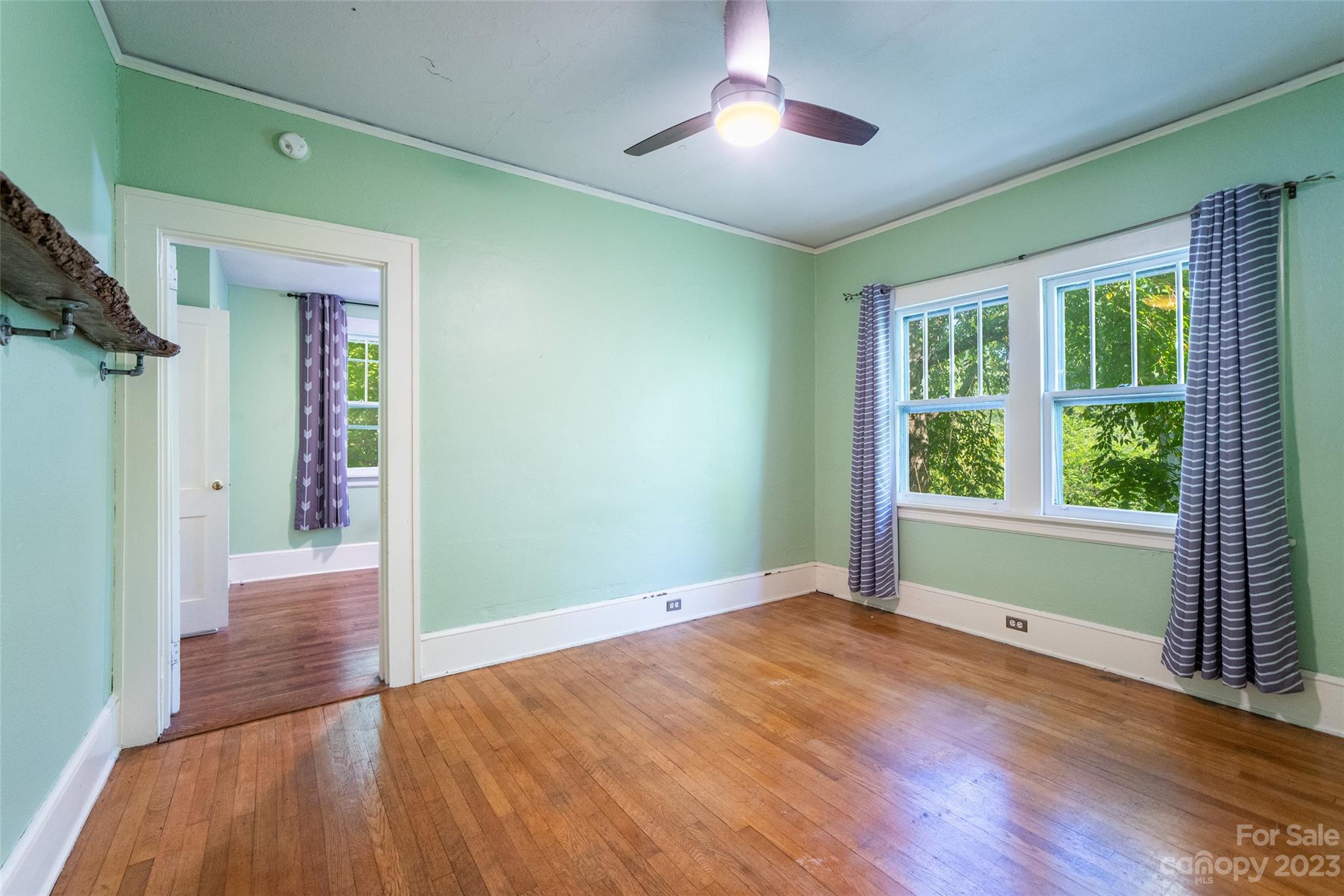 46 Mitchell Avenue Asheville NC 28806