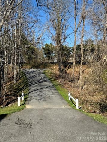 628 Vista Falls Road Mills River NC 28759