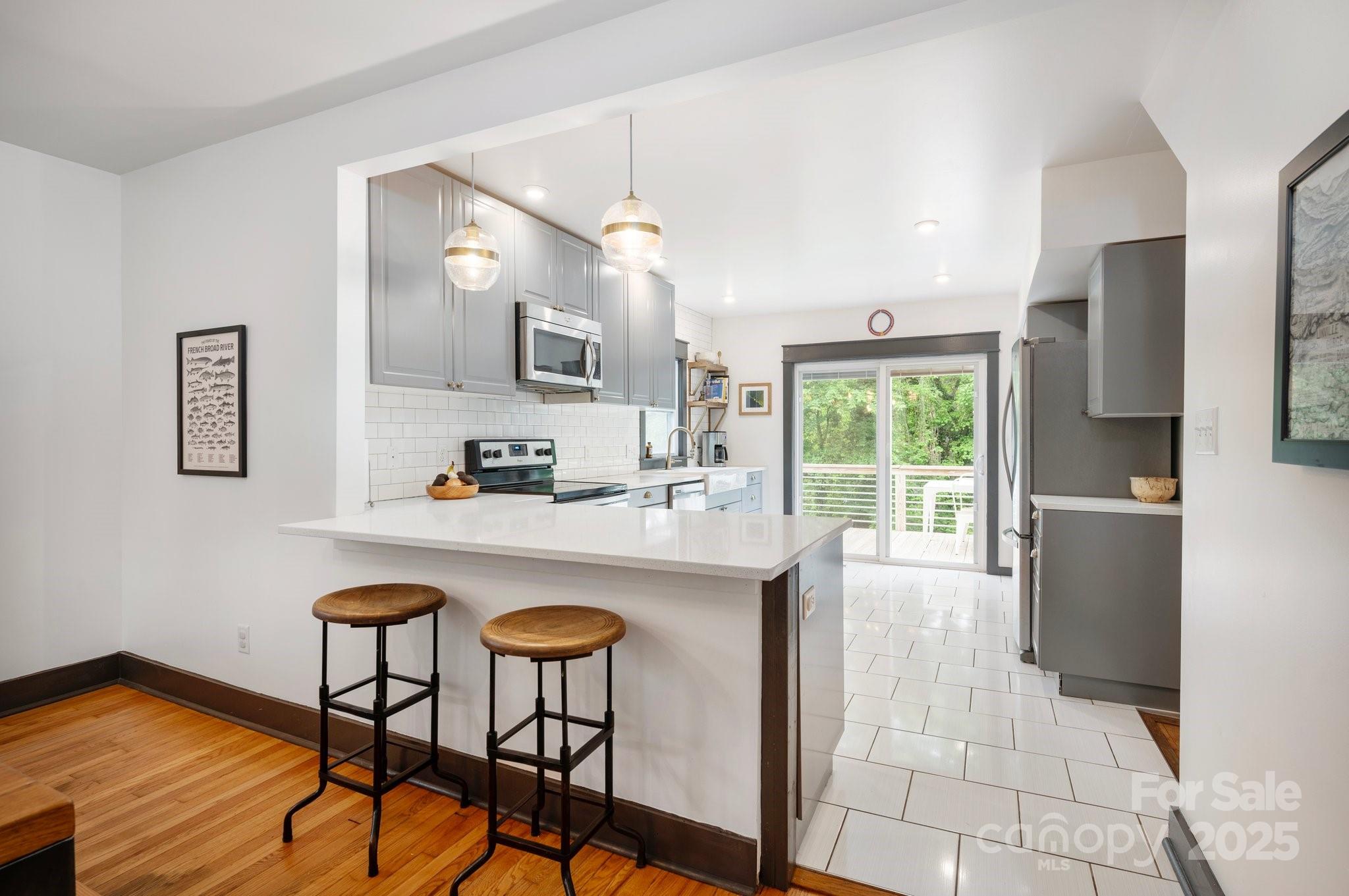 81 Bear Creek Road Asheville NC 28806