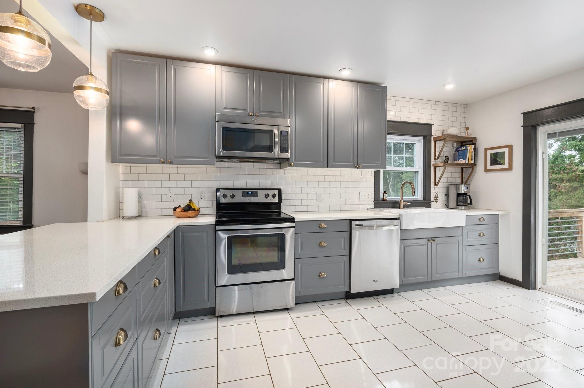 81 Bear Creek Road Asheville NC 28806