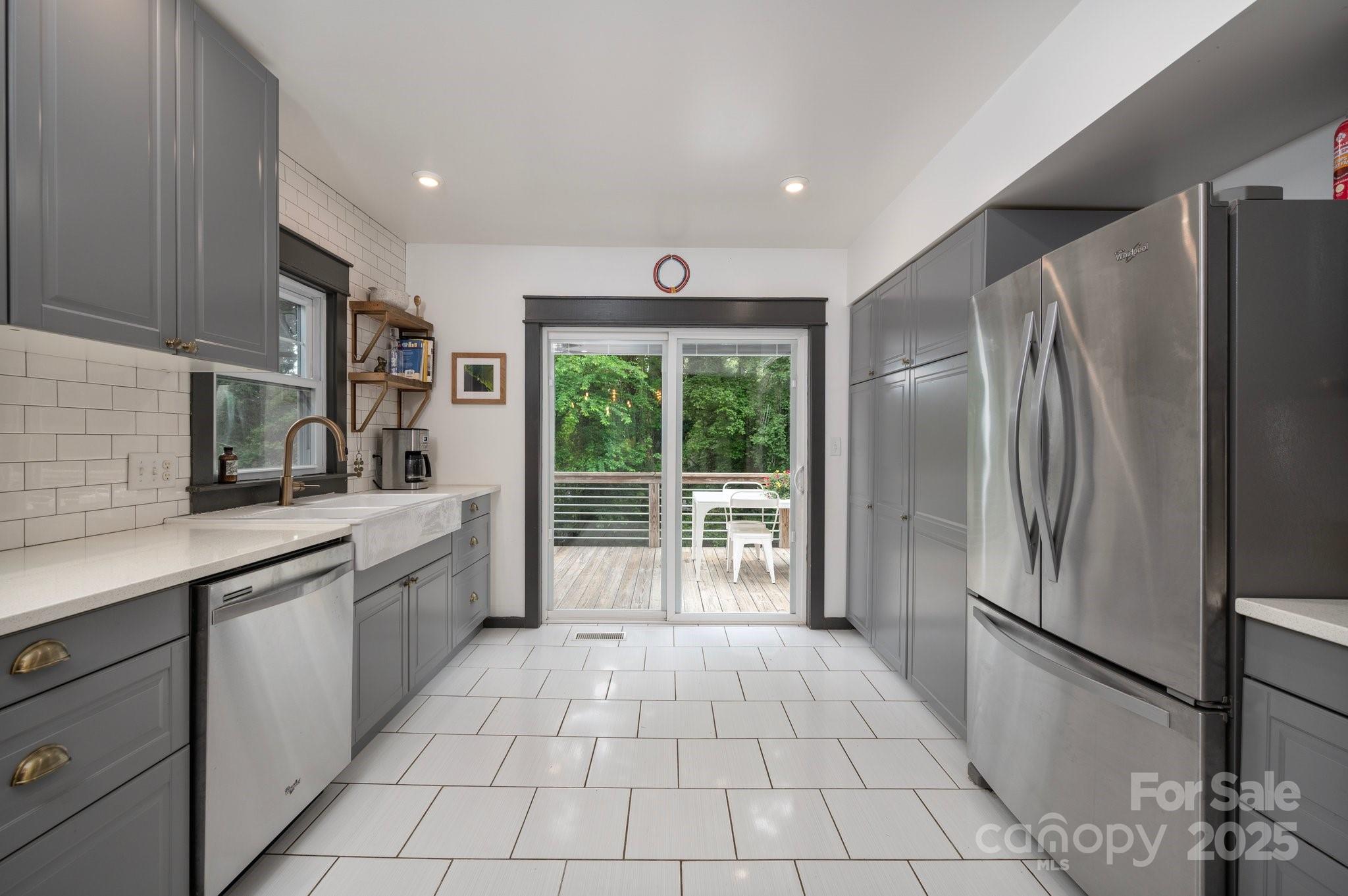 81 Bear Creek Road Asheville NC 28806