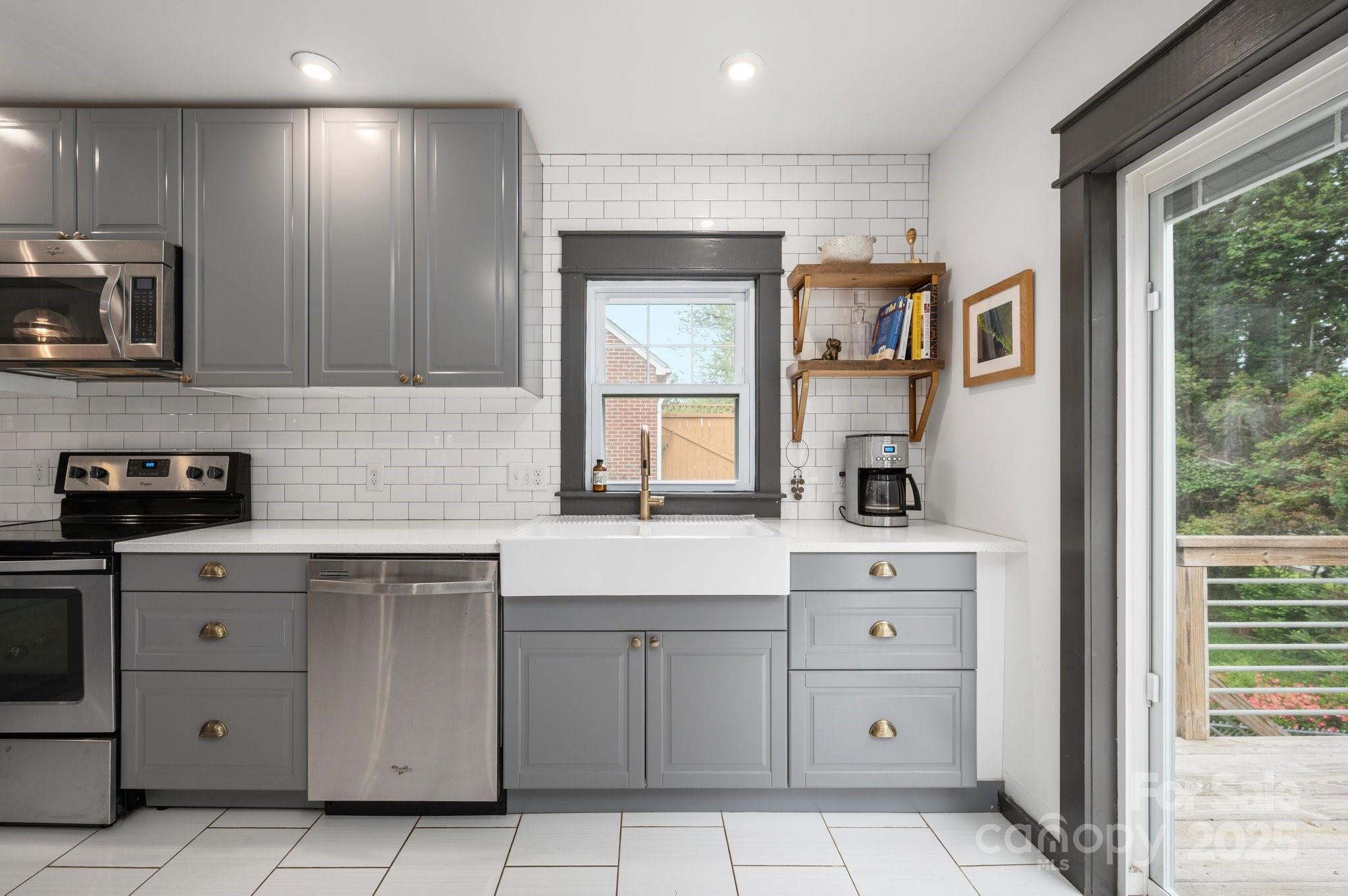 81 Bear Creek Road Asheville NC 28806