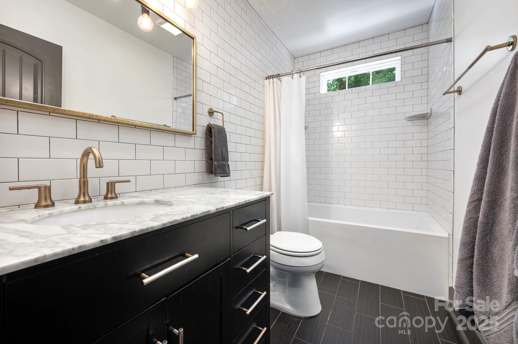 81 Bear Creek Road Asheville NC 28806