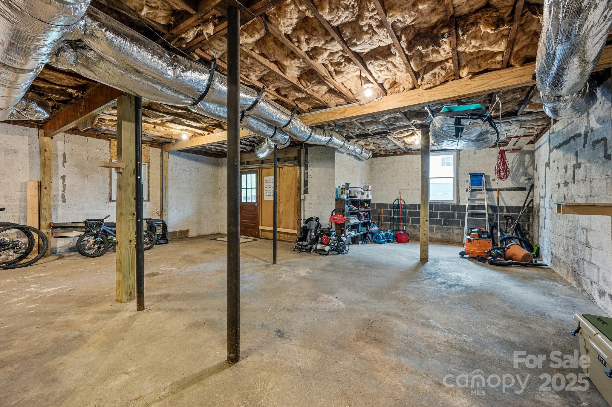 81 Bear Creek Road Asheville NC 28806