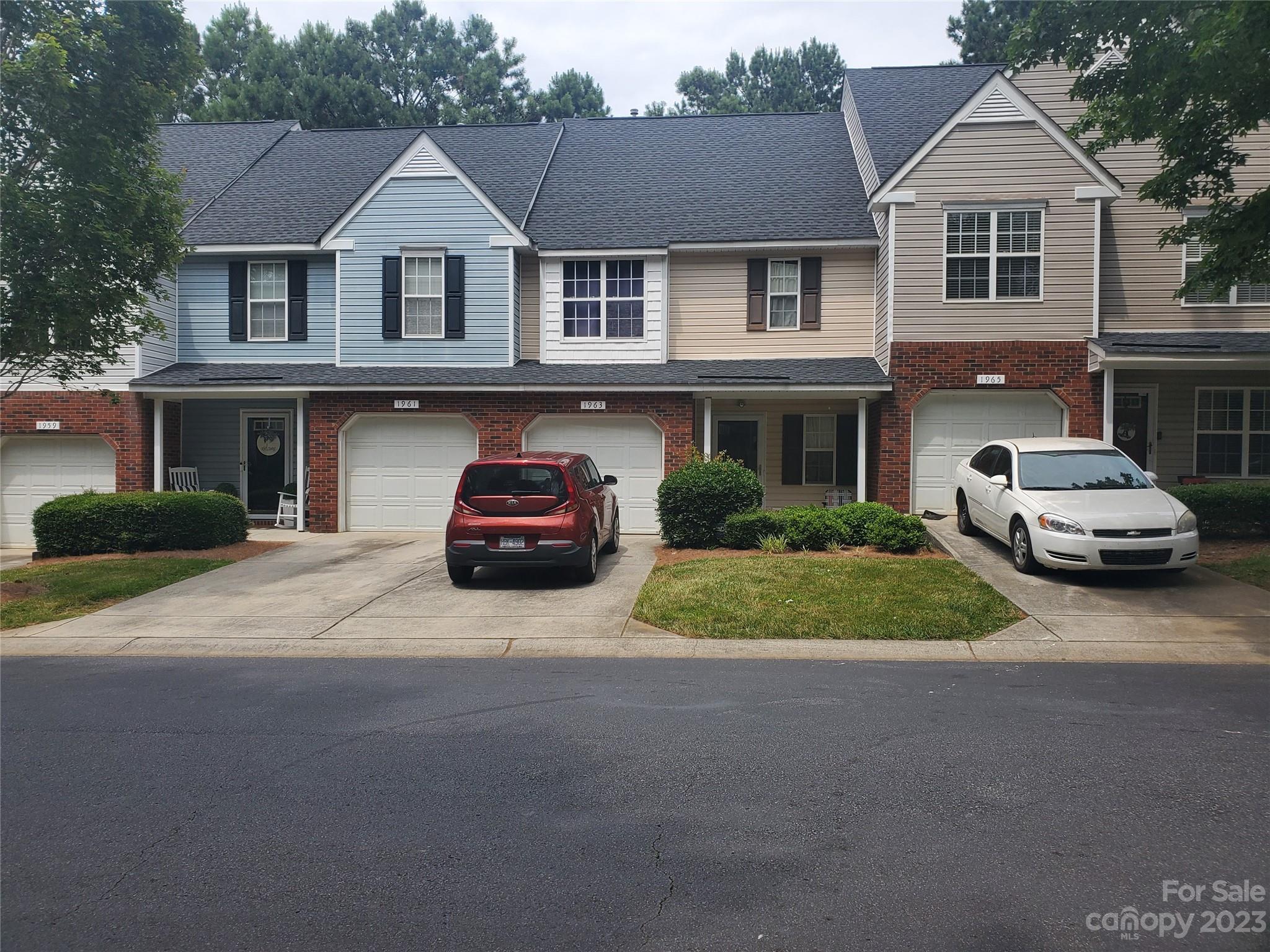 1963 University Heights Lane Charlotte NC 28213