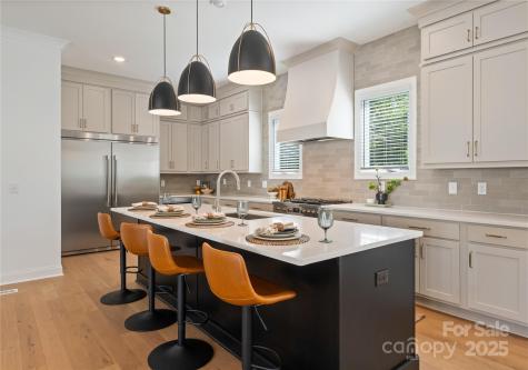 4215 Walker Road Charlotte NC 28211