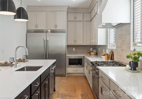 4215 Walker Road Charlotte NC 28211