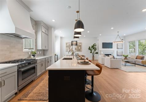 4215 Walker Road Charlotte NC 28211