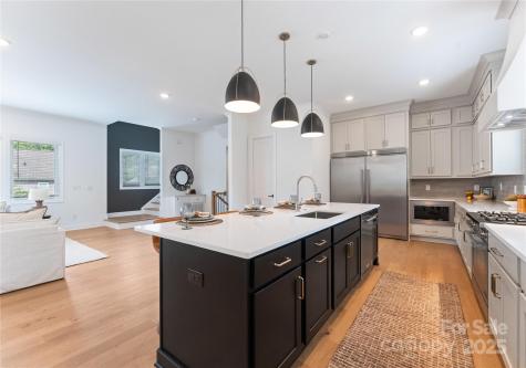 4215 Walker Road Charlotte NC 28211