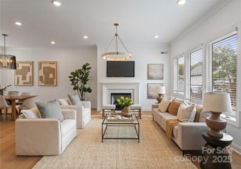 4215 Walker Road Charlotte NC 28211