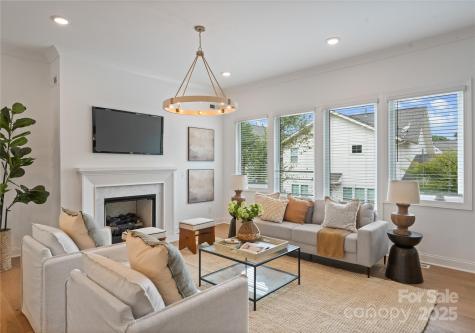 4215 Walker Road Charlotte NC 28211