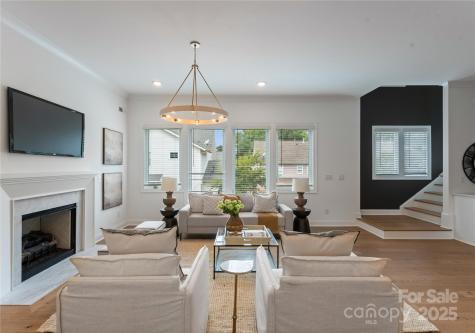 4215 Walker Road Charlotte NC 28211