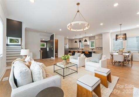 4215 Walker Road Charlotte NC 28211