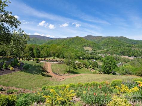201 Flowering Ridge Canton NC 28716