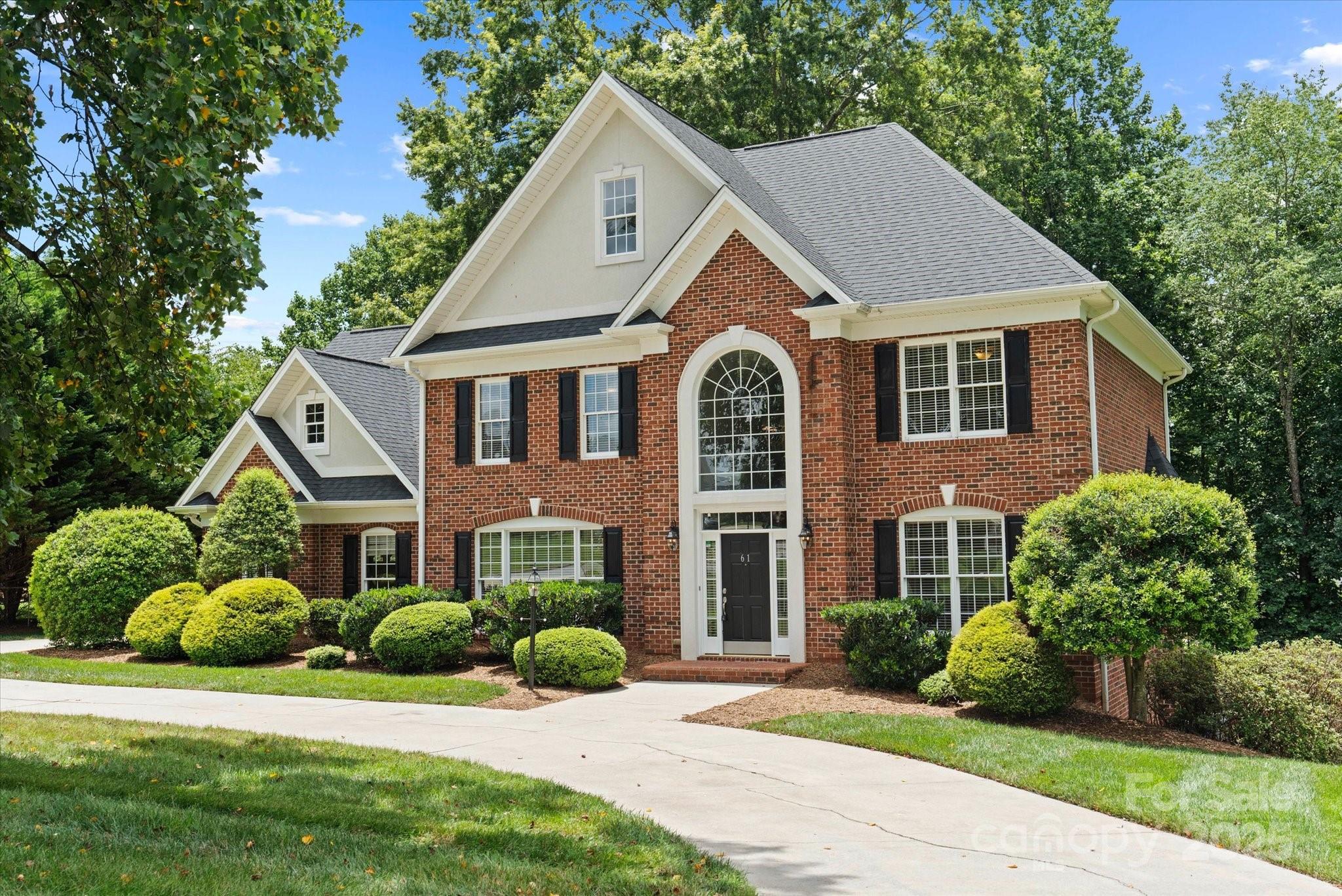 61 38th Avenue NW Hickory NC 28601