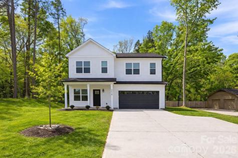 4015 Oakdale Road Charlotte NC 28216