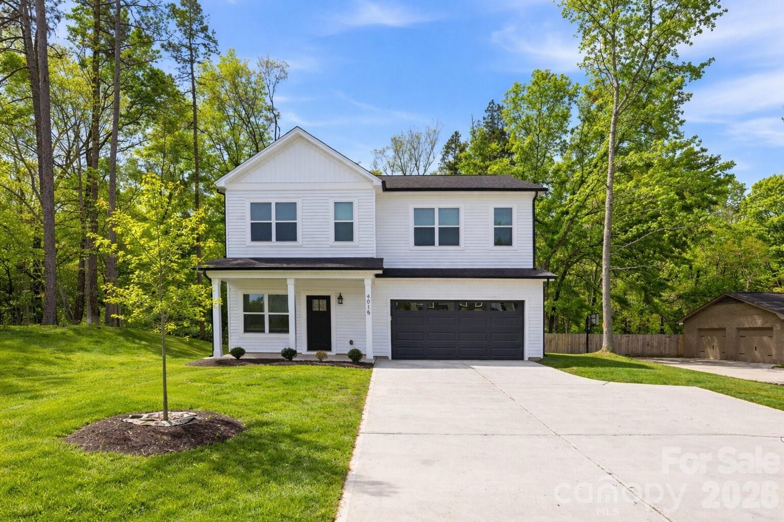 4015 Oakdale Road Charlotte NC 28216