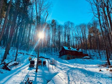 3301 State Highway 197 N Burnsville NC 28714