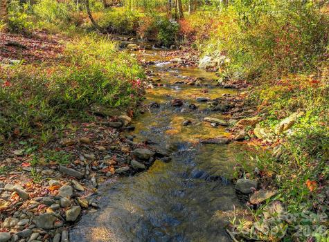 3301 State Highway 197 N Burnsville NC 28714