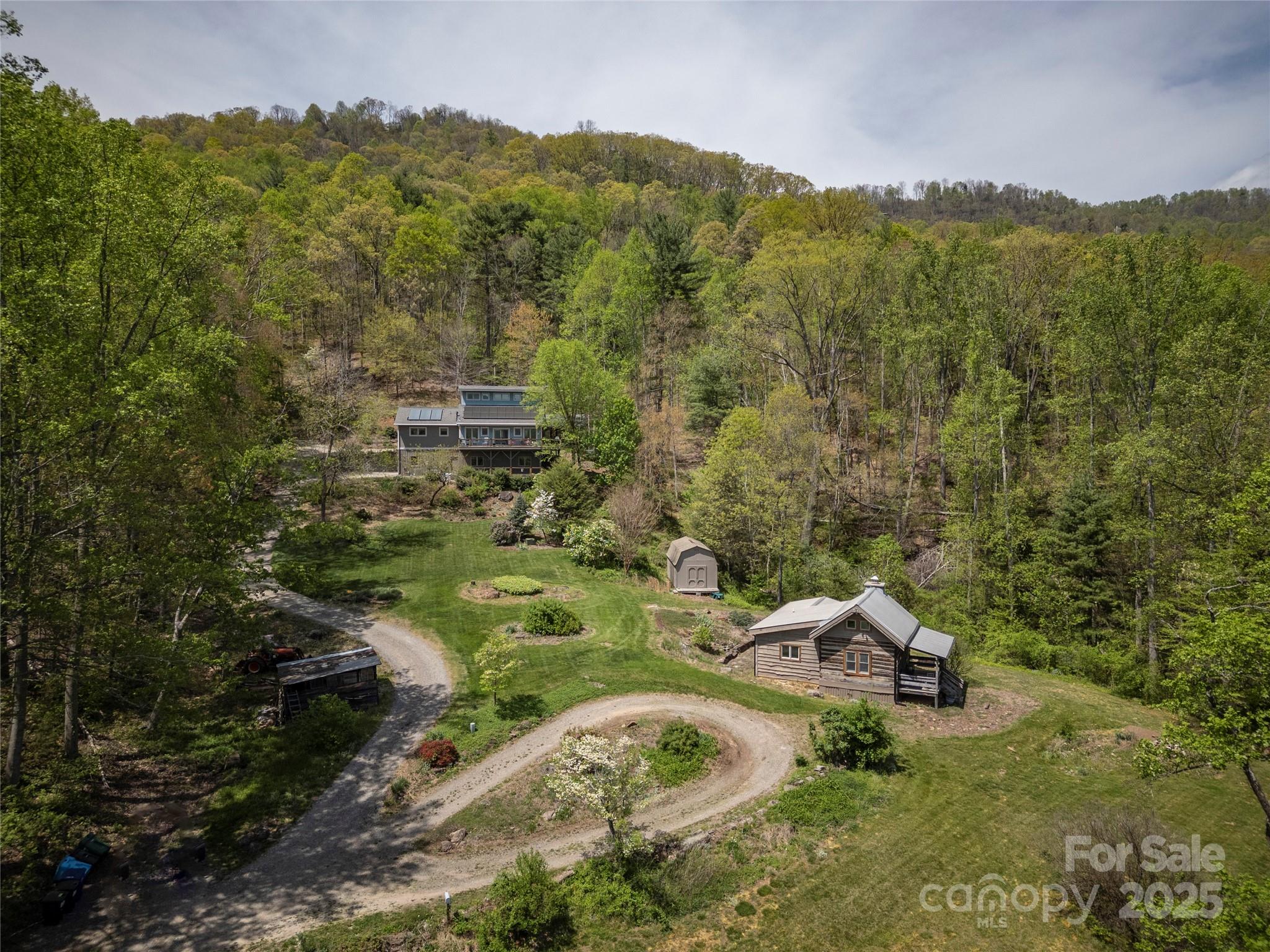 54 & 56 Haw Creek Circle Asheville NC 28805