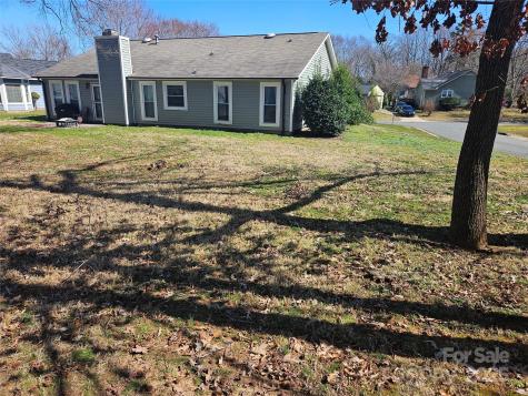 2630 Sloan Drive Charlotte NC 28208