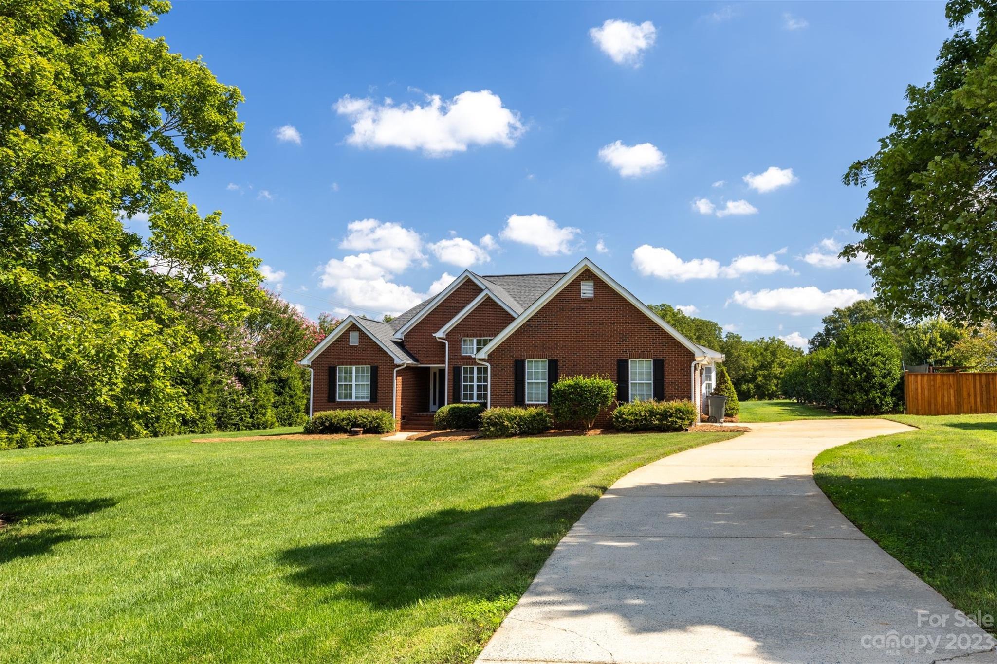 2216 Potter Downs Drive Waxhaw NC 28173