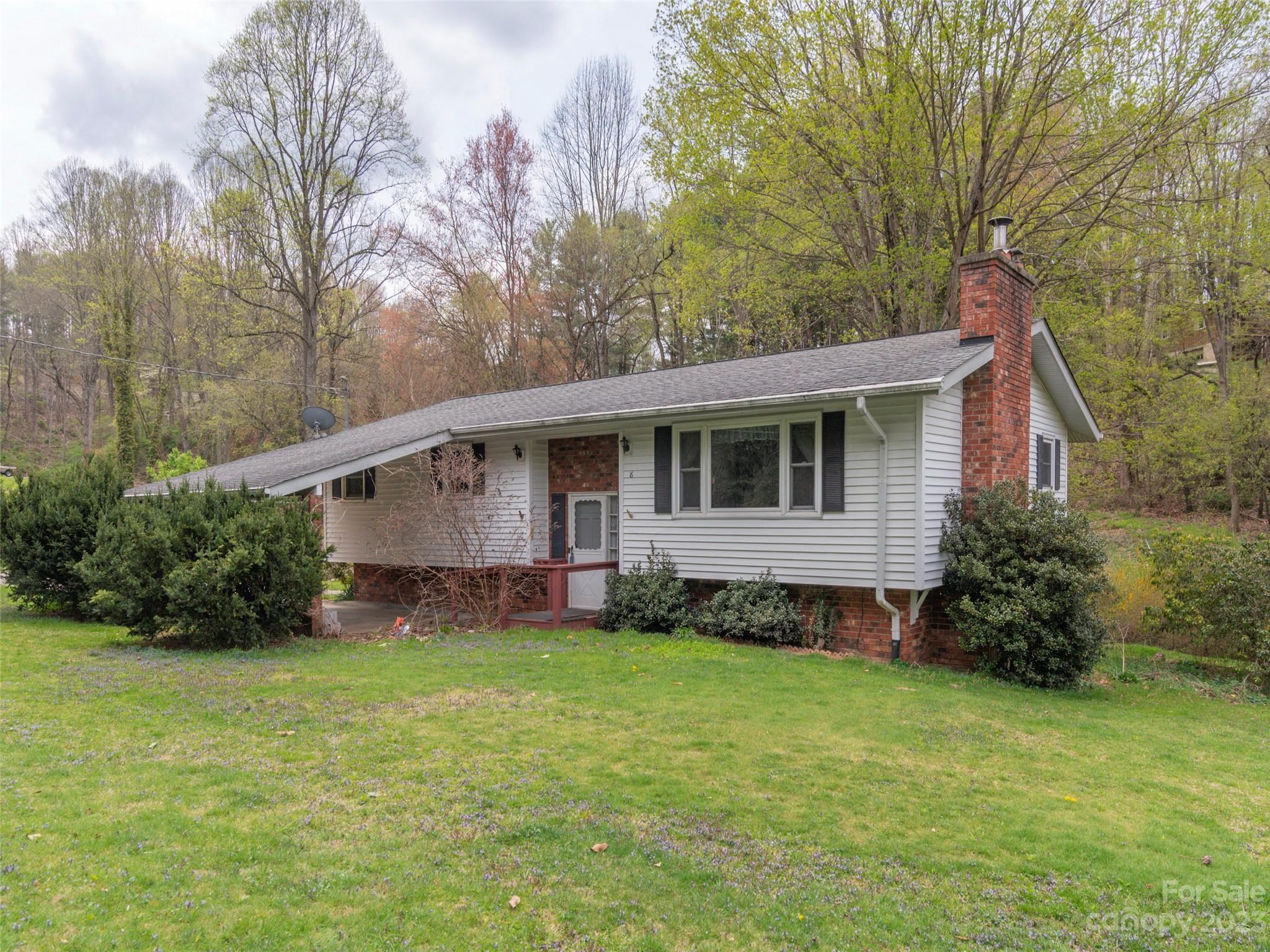 16 Lanes End Drive Waynesville NC 28786